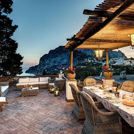 Villa Goldfinger Capri Exteriör bild