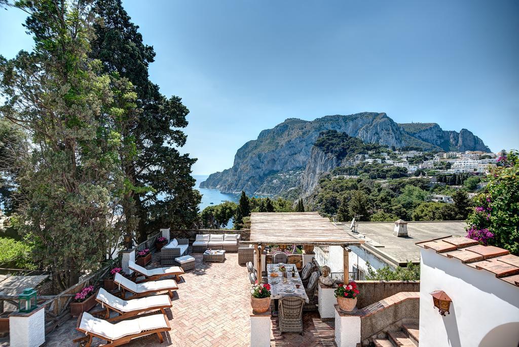 Villa Goldfinger Capri Exteriör bild